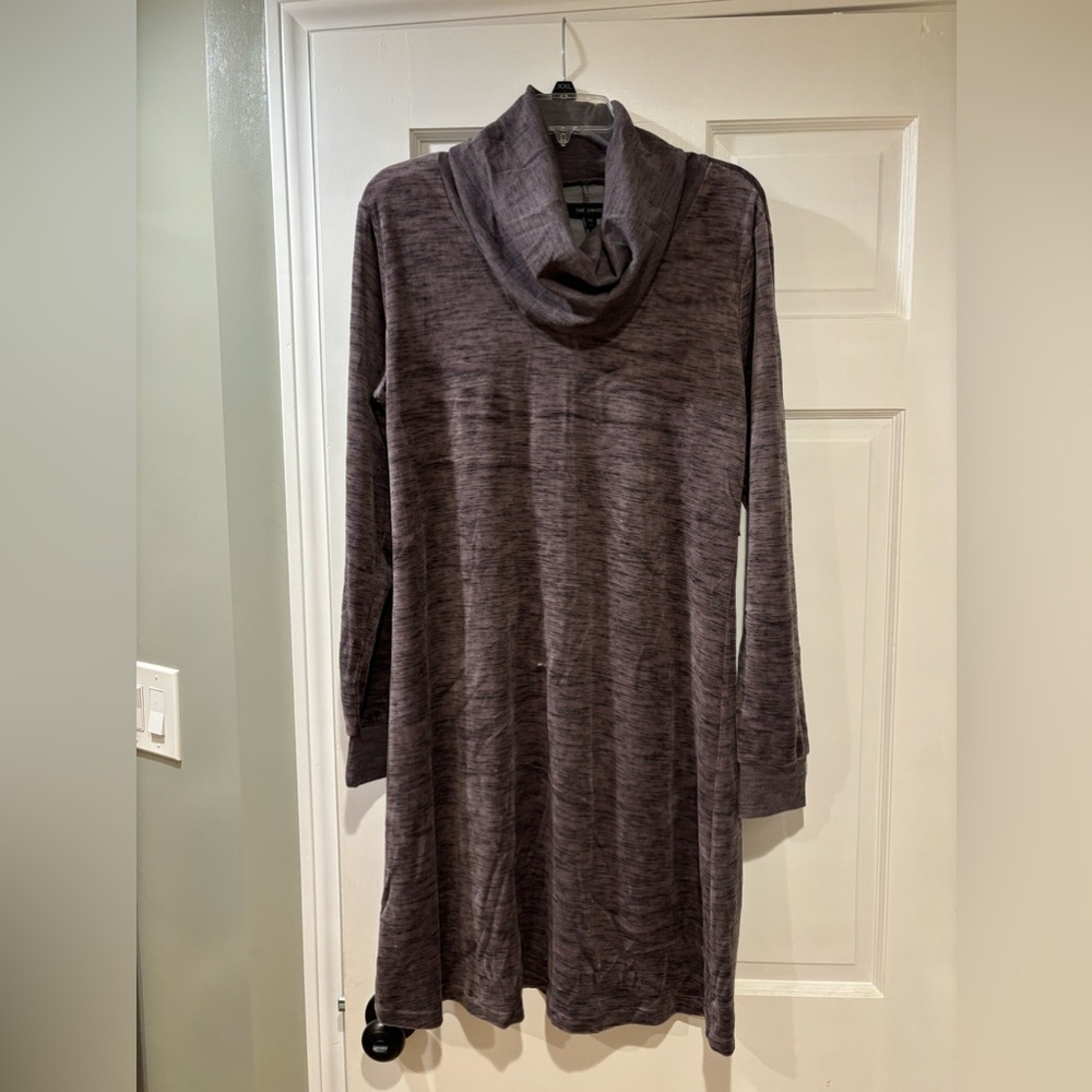 NWT Ladies Long Sleeve Dress With Cowel Neck By The Limited.  Size Large